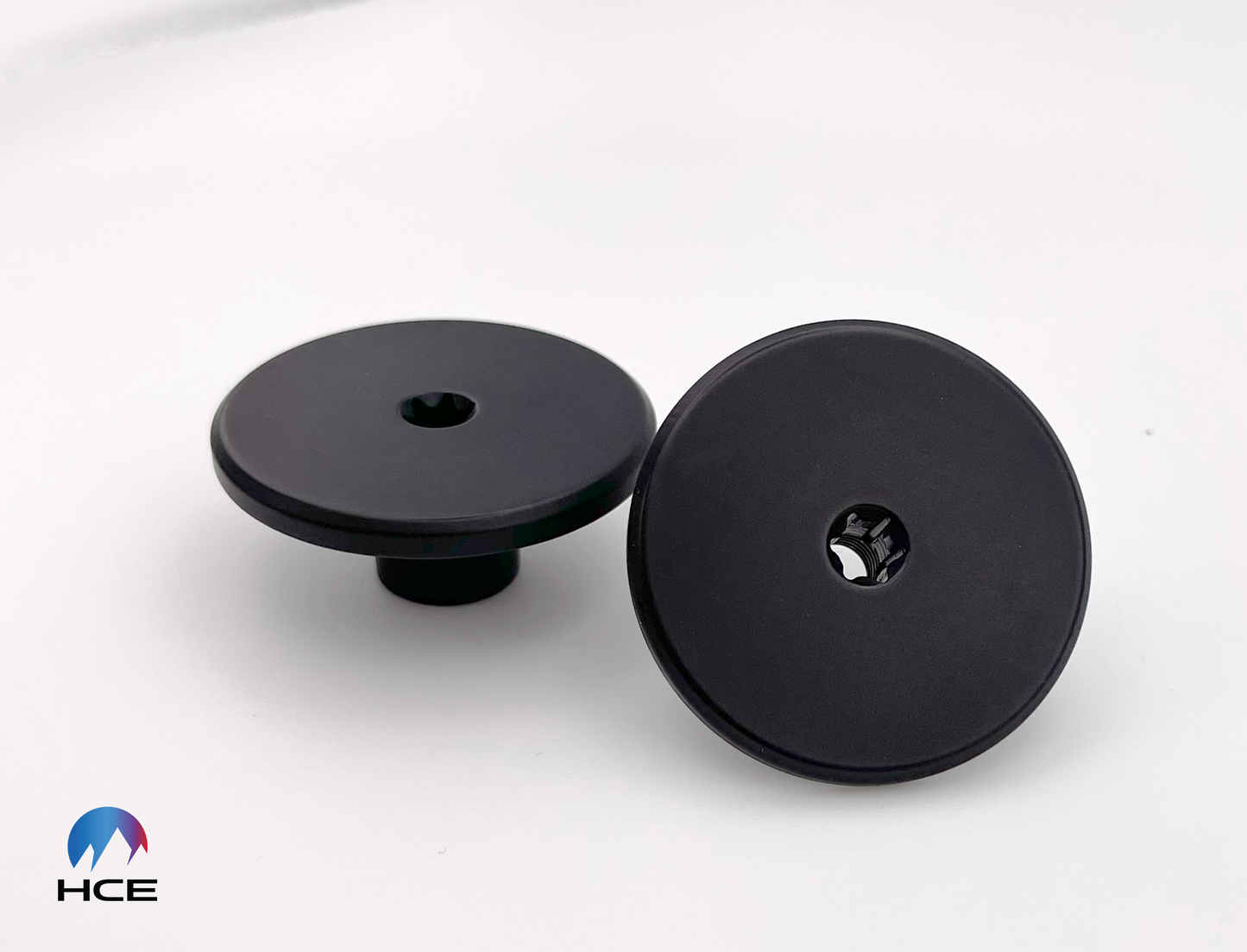 NC1 Trunk Trim Fasteners