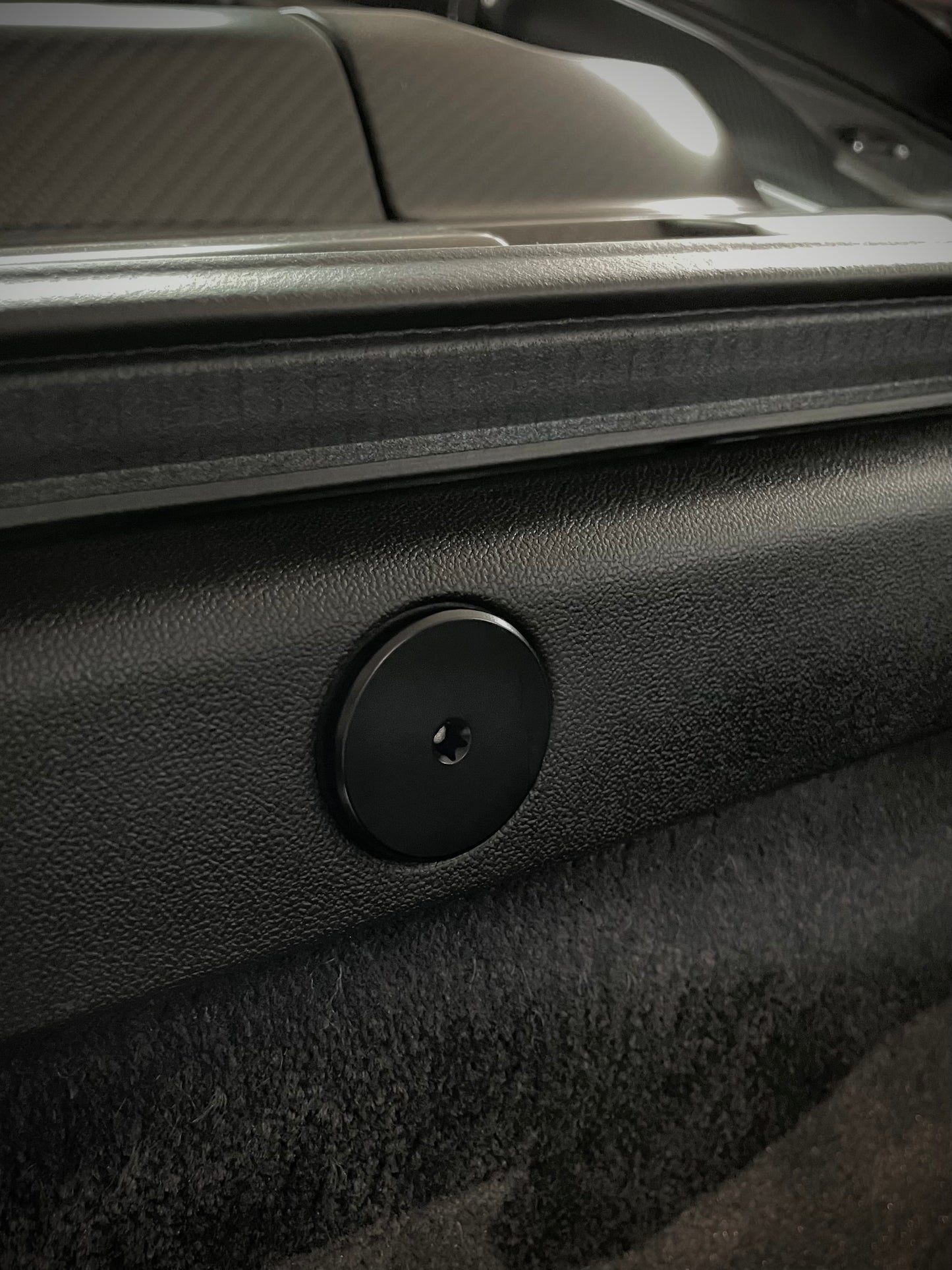 NC1 Trunk Trim Fasteners